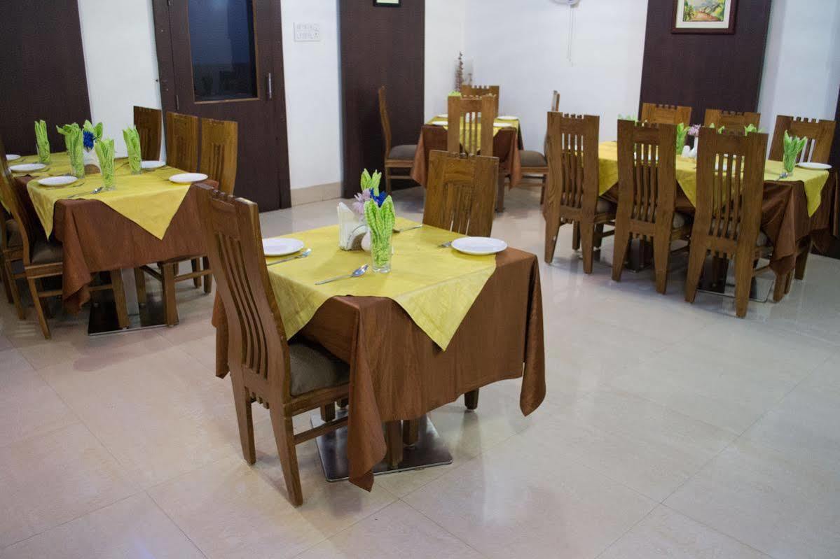 Hotel Seetal Cuttack Eksteriør bilde